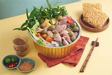 Lẩu Vịt Om Sấu